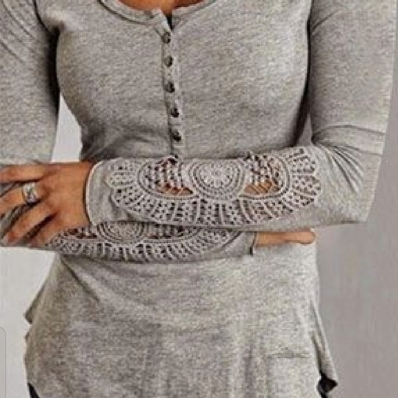 Tops - Long Sleeve Top Lace Sleeves